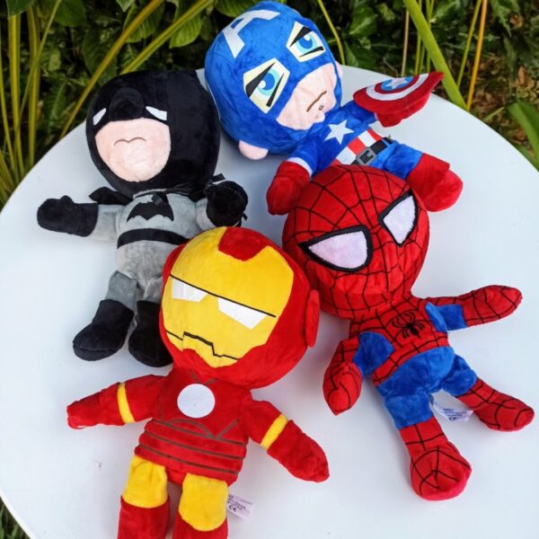 LLAVERO PELUCHE SUPERHEROE