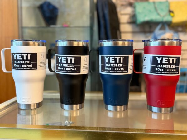 YETI 30OZ CON AZA - Imagen 3
