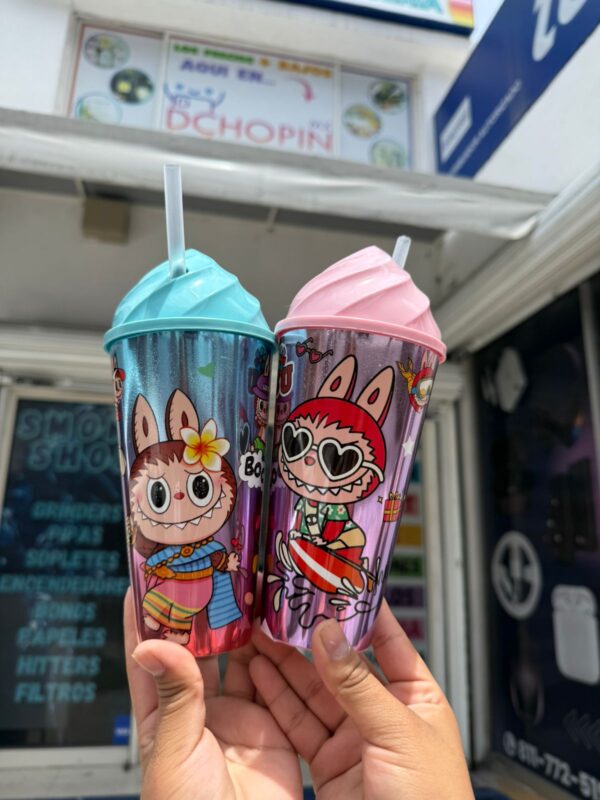 VASO PLASTICO LABUBU