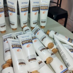 CREMA DE MANOS VITAMINA C BIOAQUA