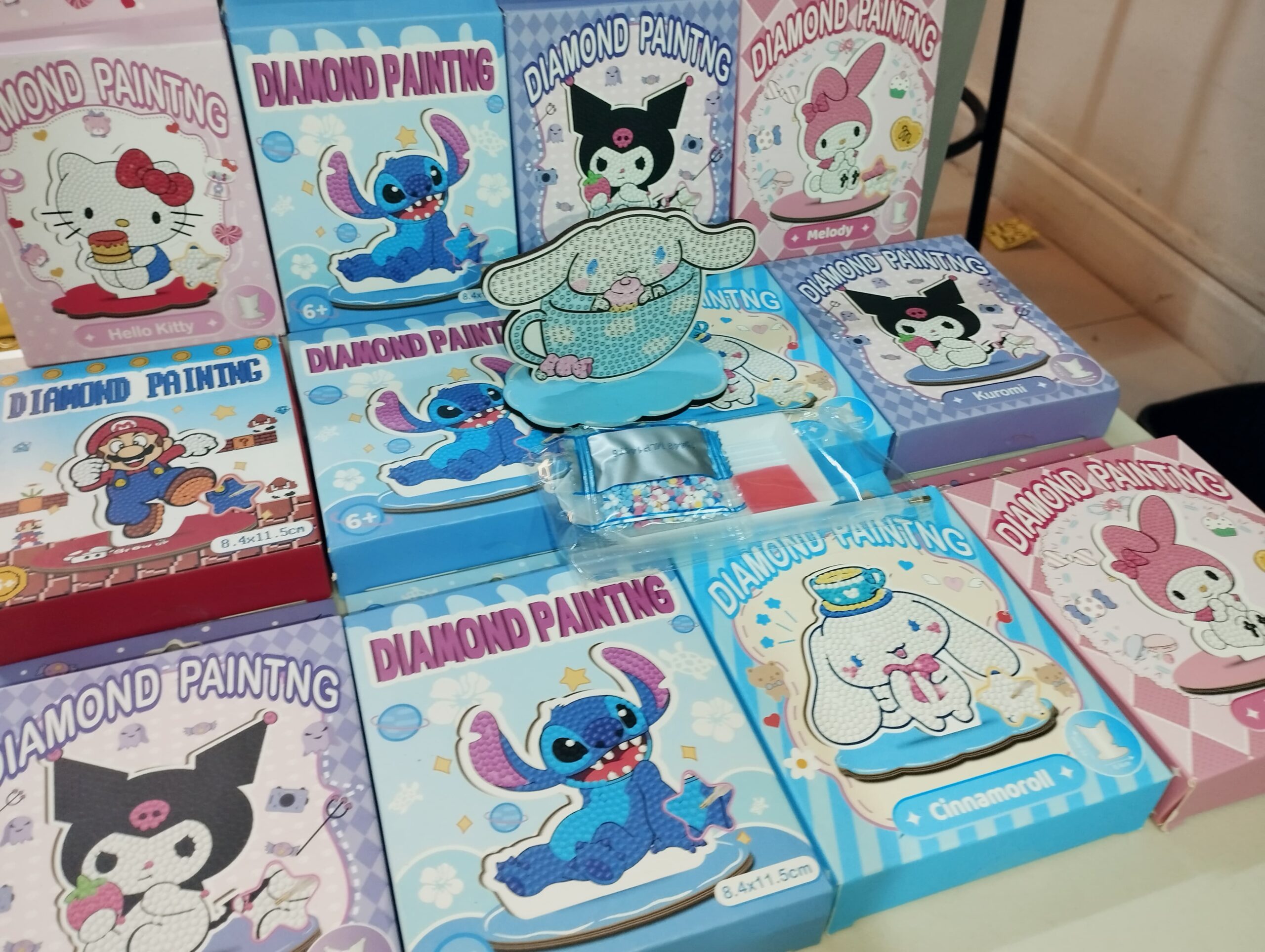 FIGURA DIAMONT SANRIO