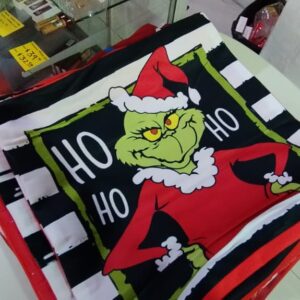 FUNDA NAVIDEÑA 38 X 38 GRINCH